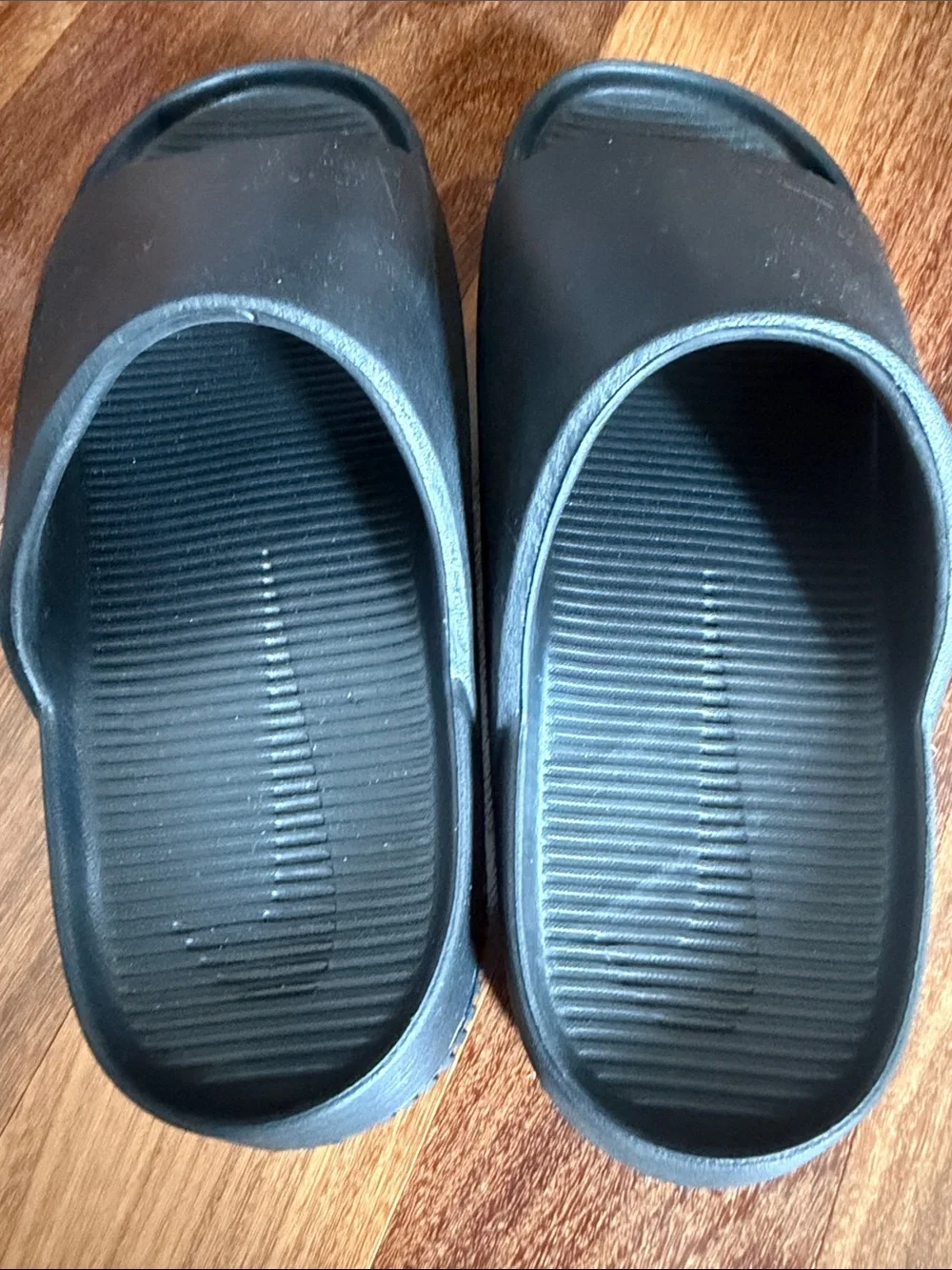 Men Nike Slide m7/w9